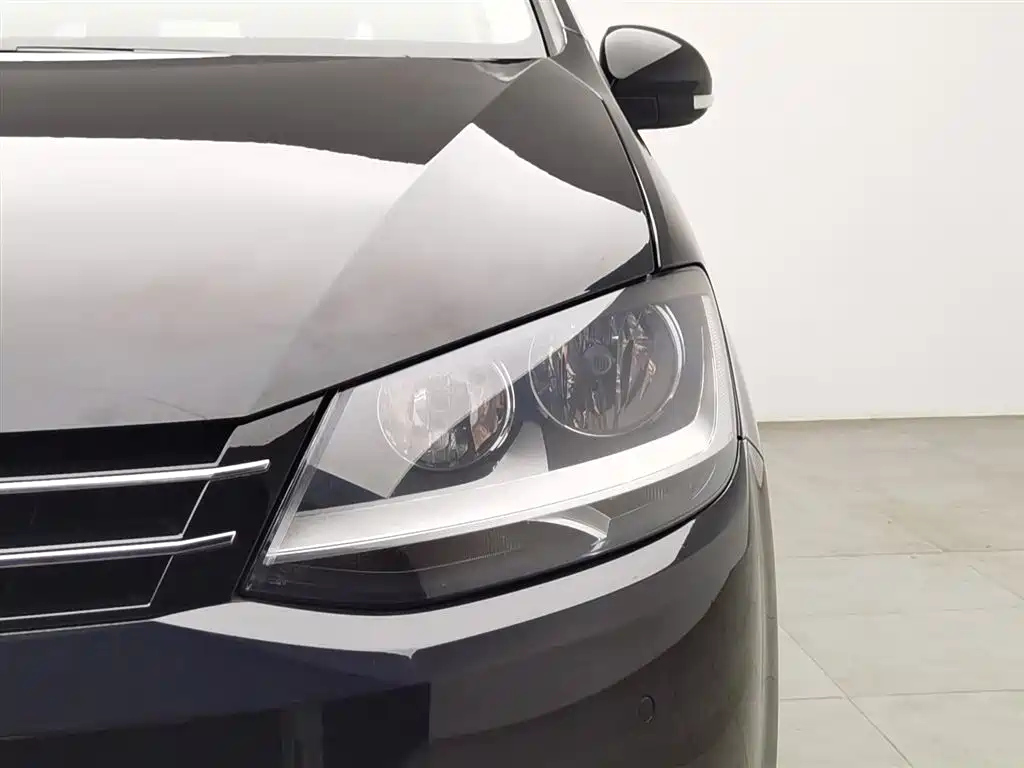 VOLKSWAGEN SHARAN 2016