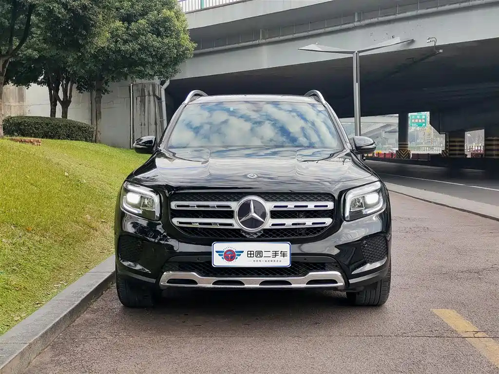 MERCEDES BENZ GLB 2020