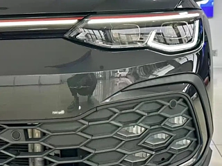VOLKSWAGEN GOLF GTI 2022