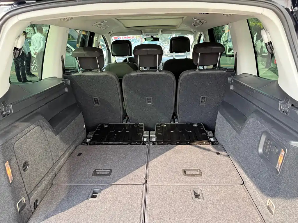 VOLKSWAGEN SHARAN 2017