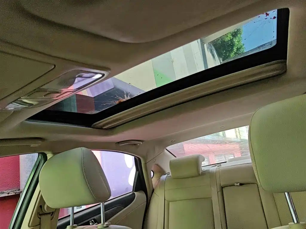 CHANGAN EADO 2016