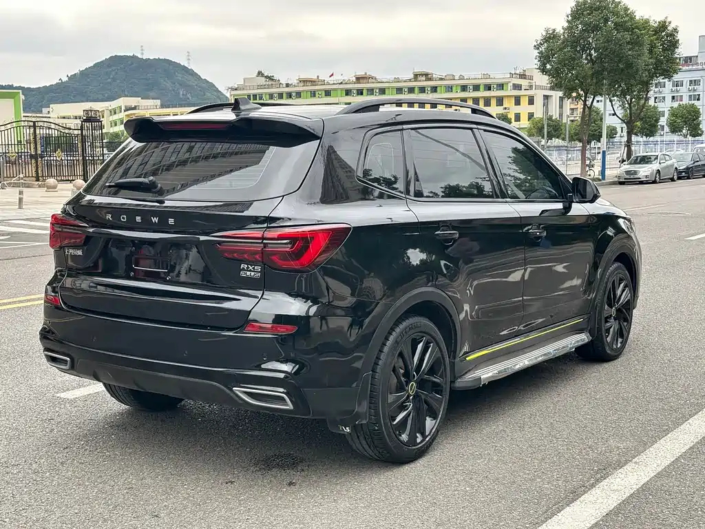 ROEWE RX5 2021