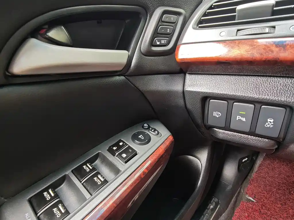 HONDA CROSSTOUR 2011