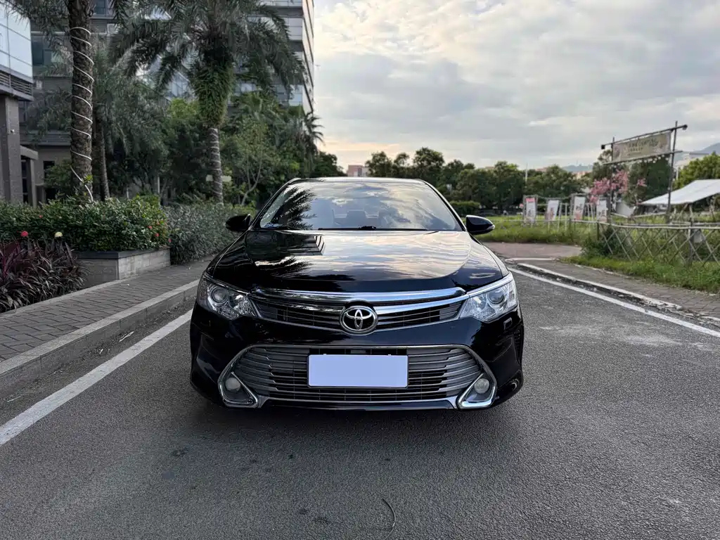 TOYOTA CAMRY 2012