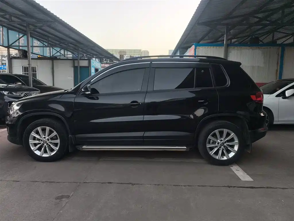VOLKSWAGEN TIGUAN 2018