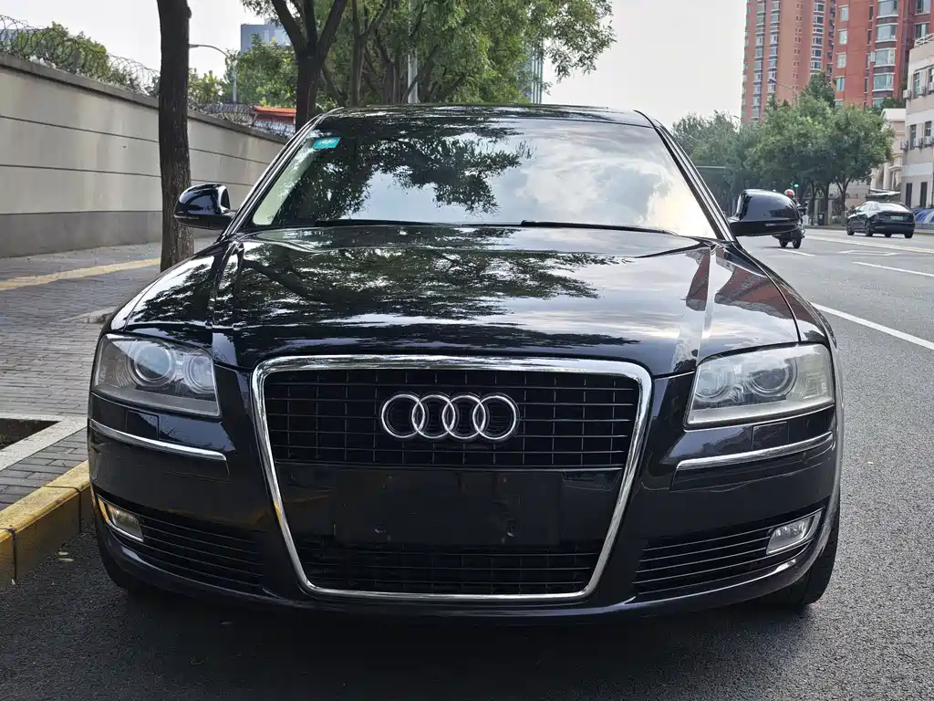 AUDI A8 2008