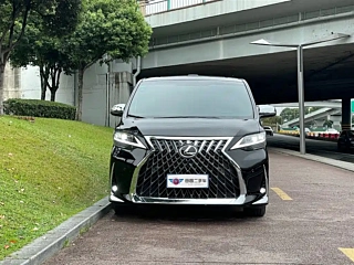 TOYOTA ALPHARD 2018