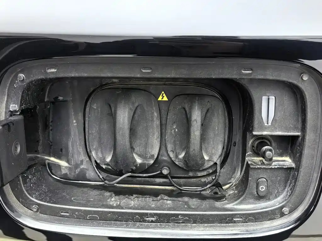 HONGQI HS3 PHEV 2024