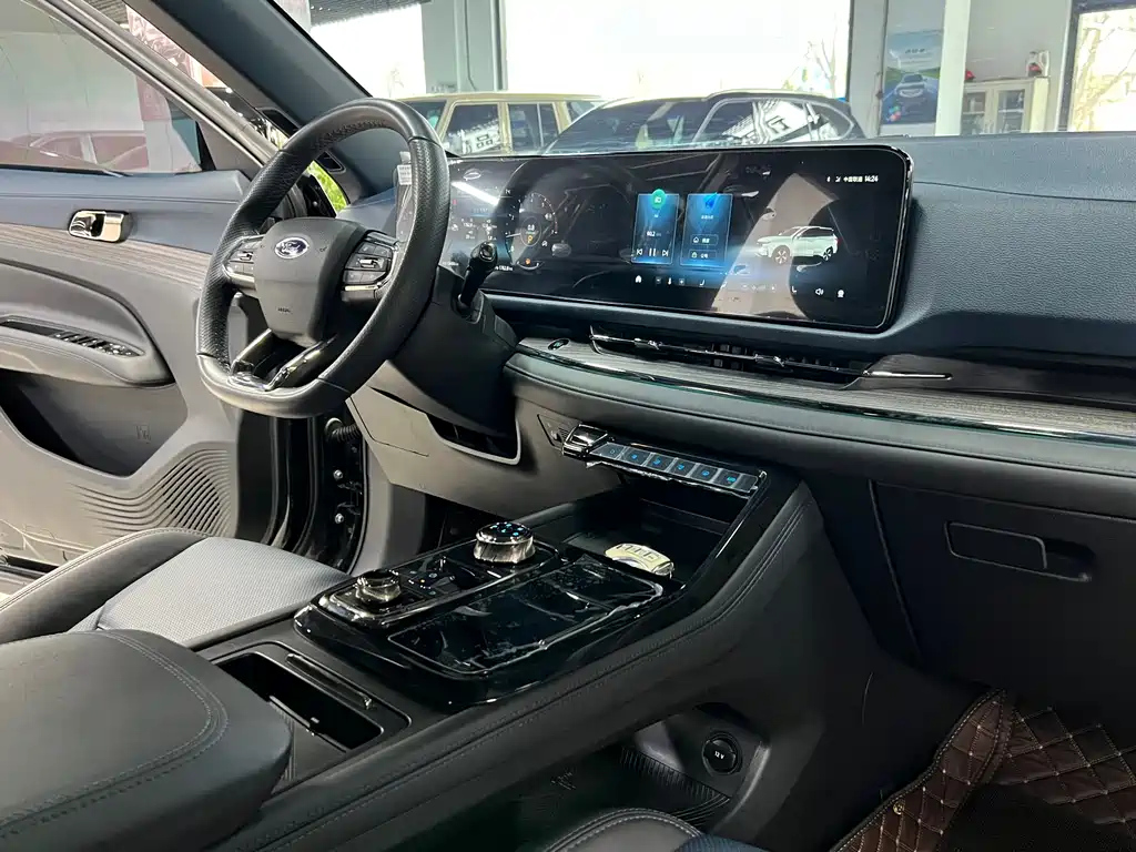 FORD EQUATOR SPORT 2023