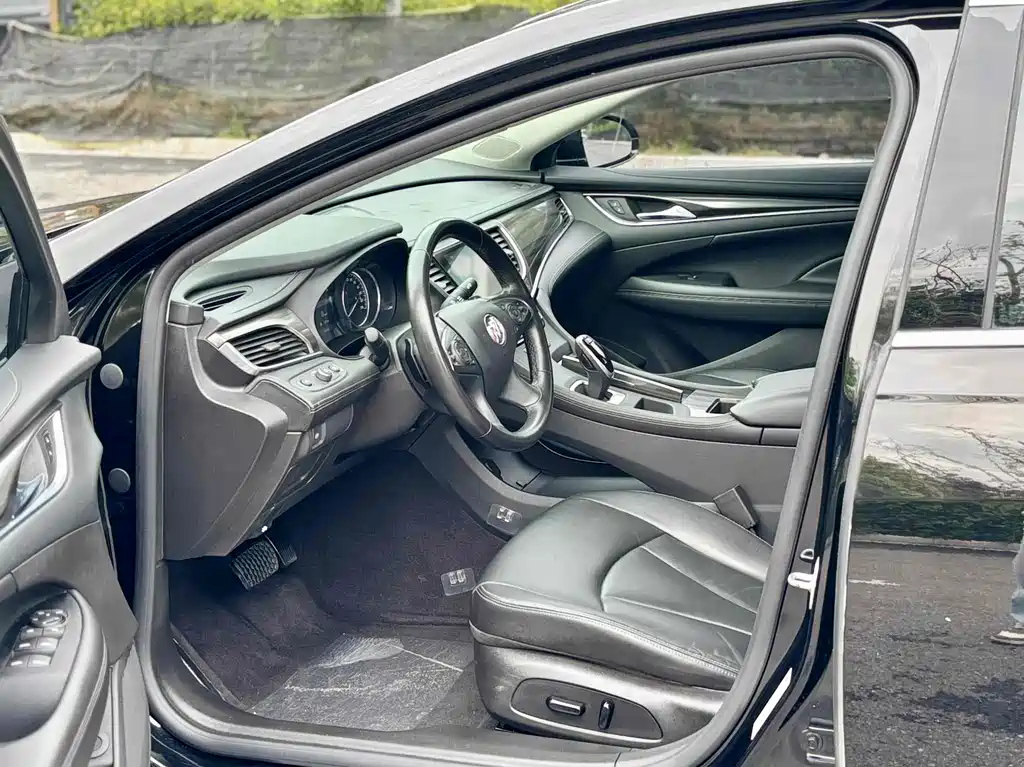 BUICK LACROSSE 2021