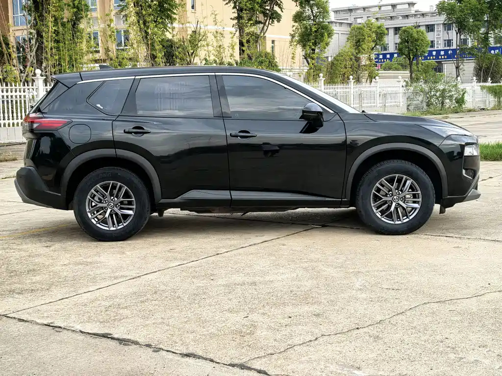 NISSAN X-TRAIL 2021
