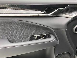ZEEKR 009 2024 YEAR SEATS EDITION 108KWH 2024