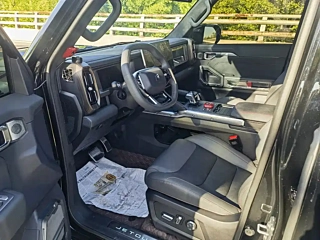 JETOUR &#23665;&#28023;T2 2024 YEAR C-DM 208KM EDITION 2024