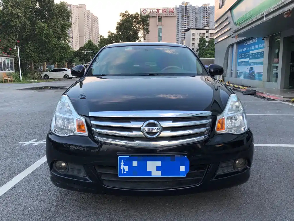 NISSAN SYLPHY 2012