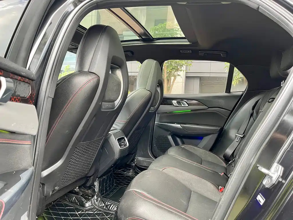 LYNK&CO 03 2019