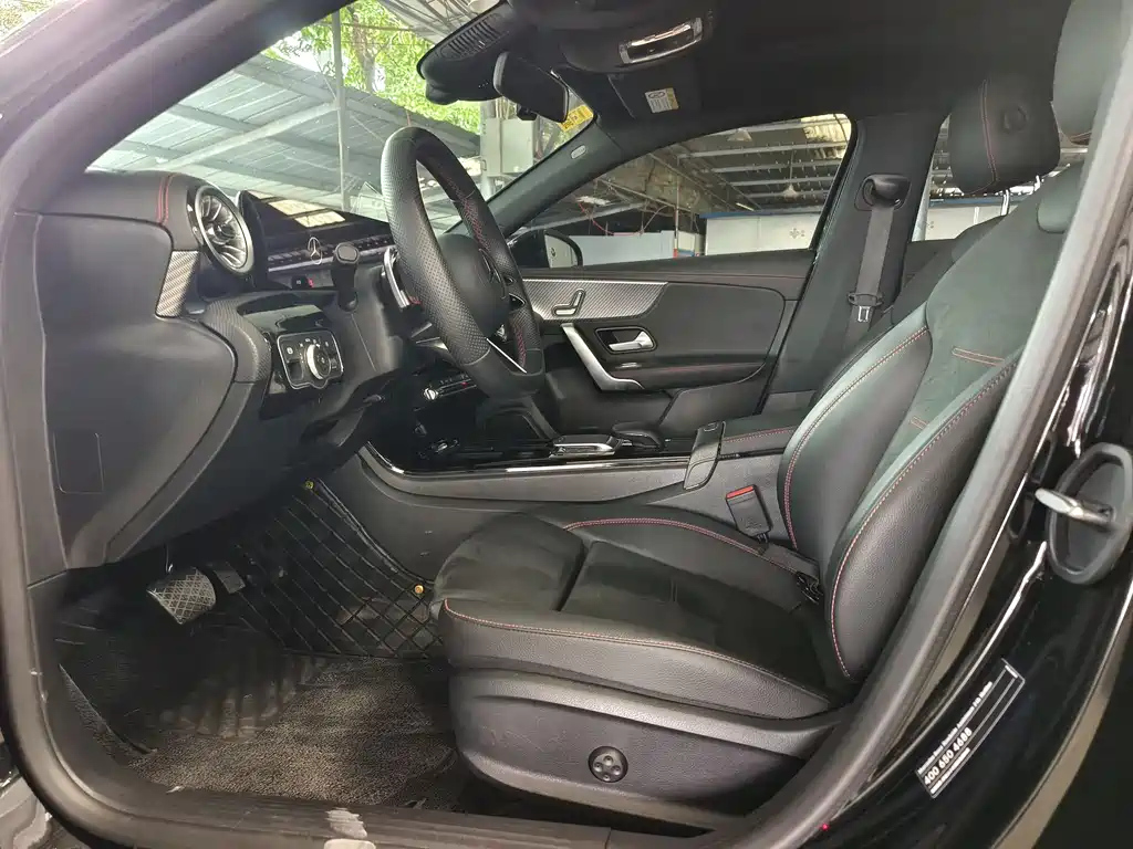 MERCEDES BENZ A-CLASS 2024