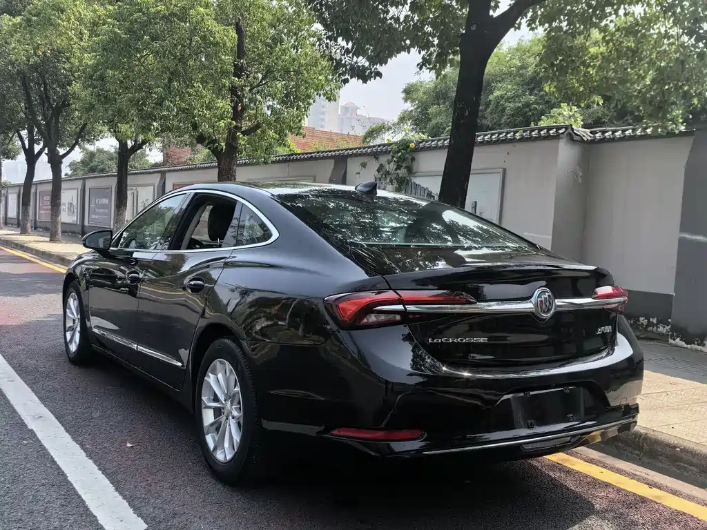 BUICK LACROSSE 2020