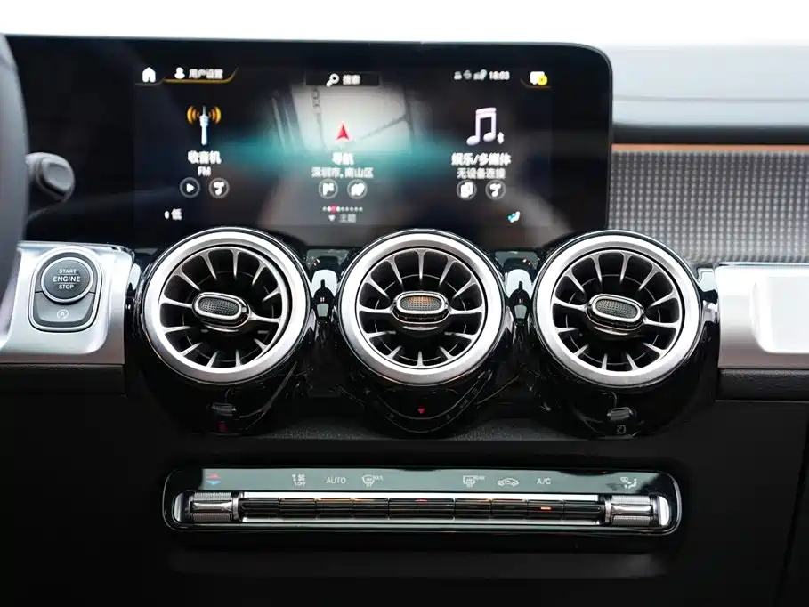 MERCEDES BENZ GLB 2022