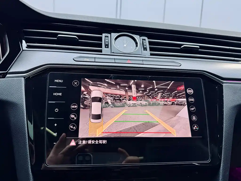 VOLKSWAGEN MAGOTAN 2022