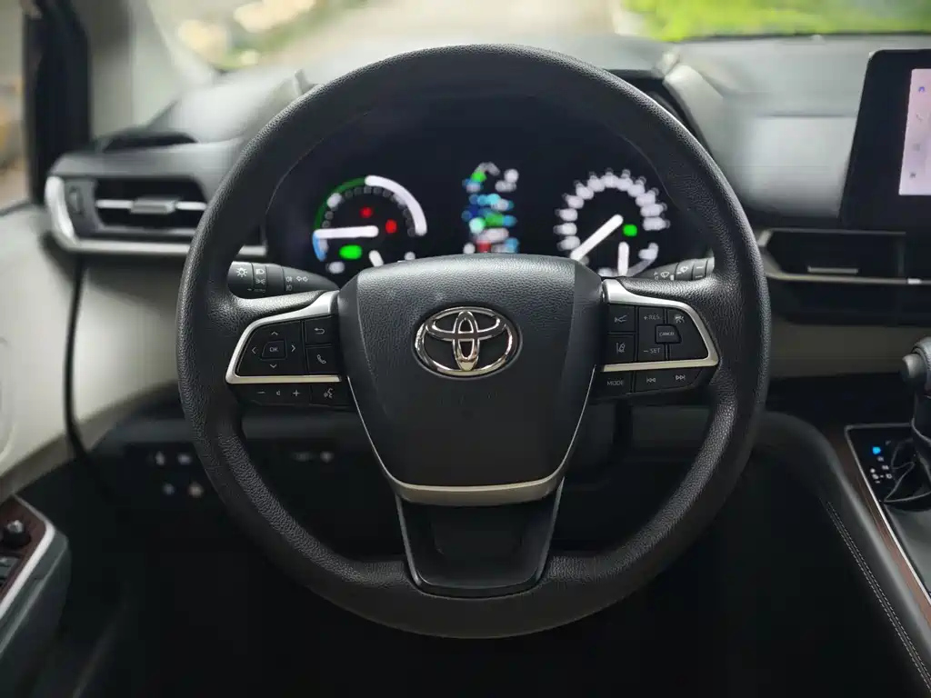 TOYOTA SIENNA SIENNA 2024