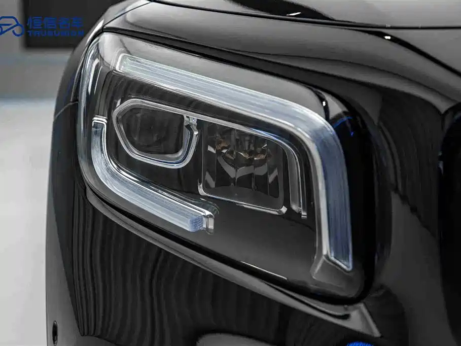 MERCEDES BENZ GLB 2020