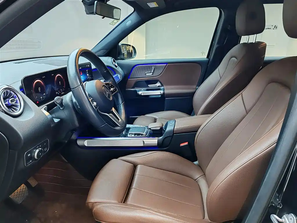 MERCEDES BENZ GLB 2020