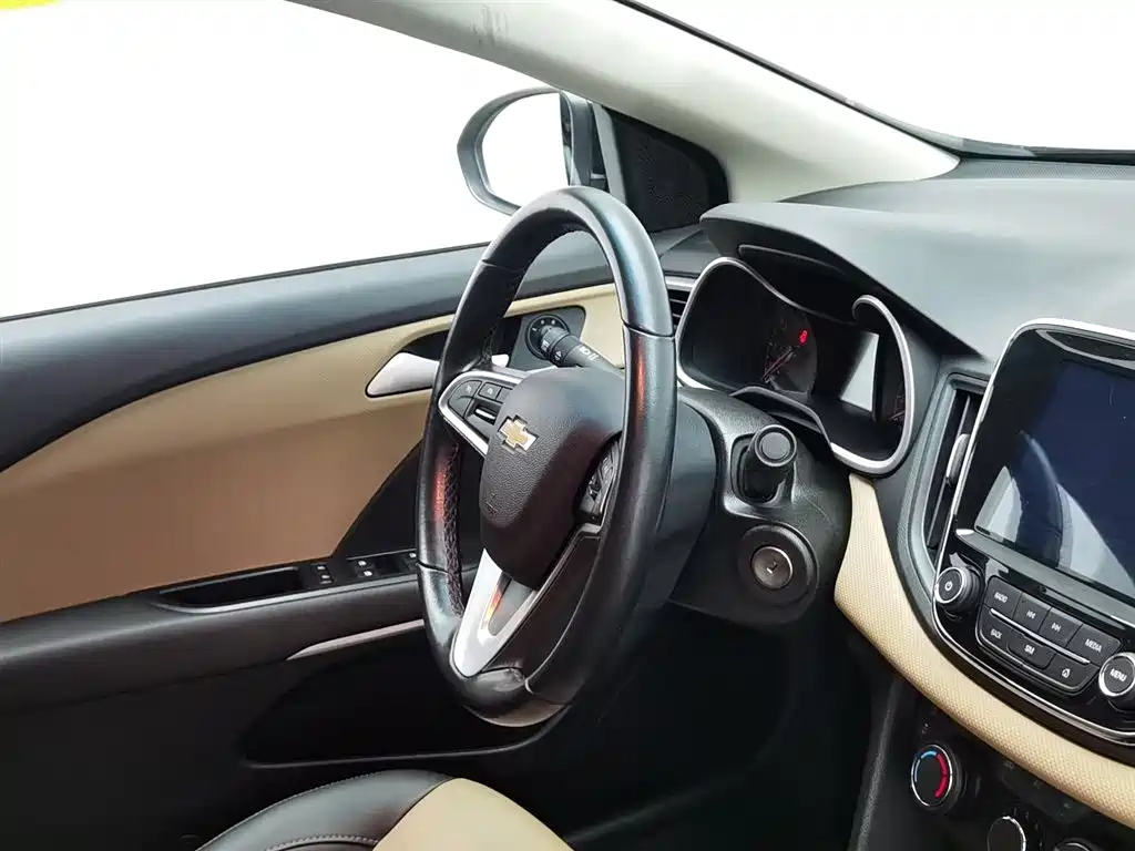 CHEVROLET CRUZE 2022