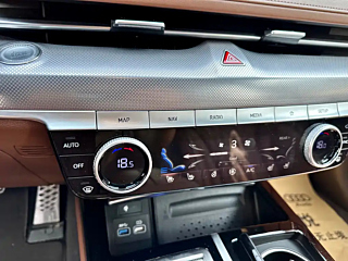 GENESIS G80 2023 YEAR 2.5T DELUXE EDITION 2023
