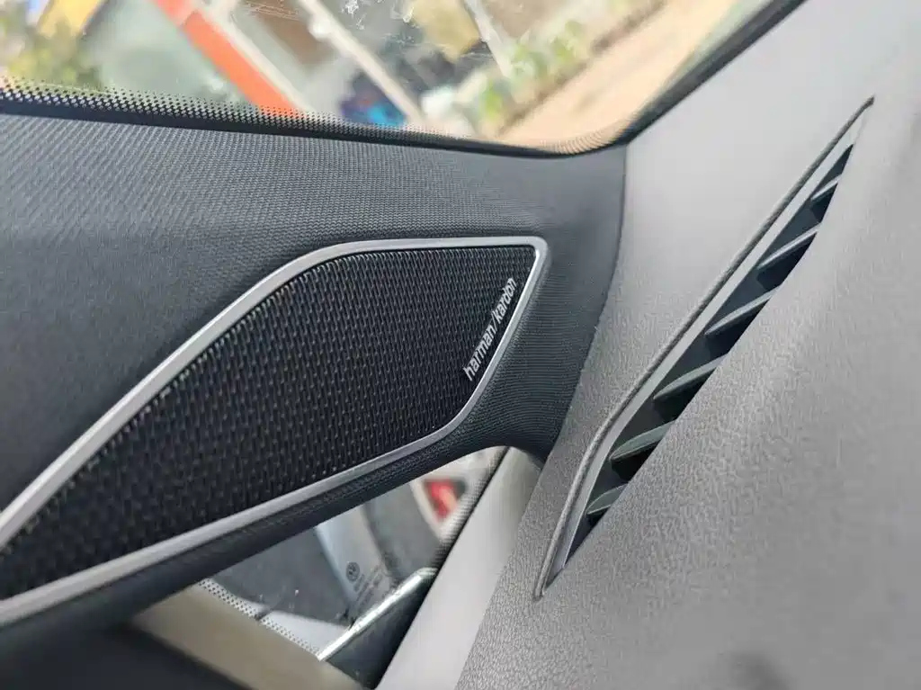 VOLKSWAGEN GOLF GTI 2021