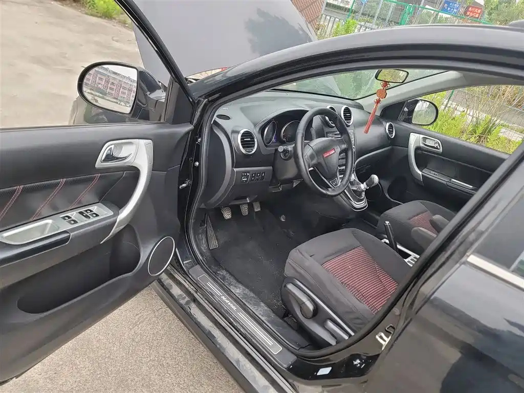 HAVAL H6 2015