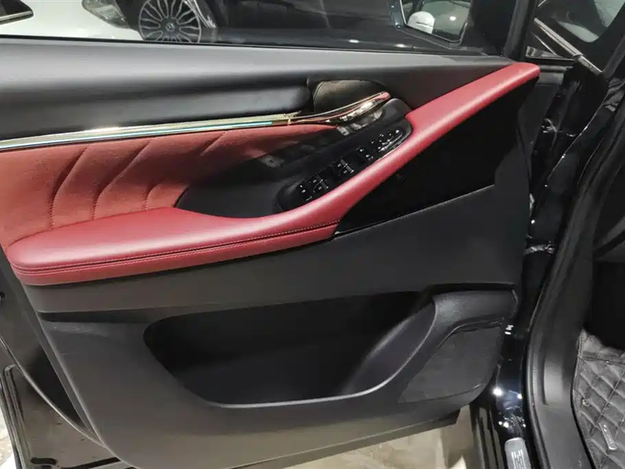 TRUMPCHI M8 2025