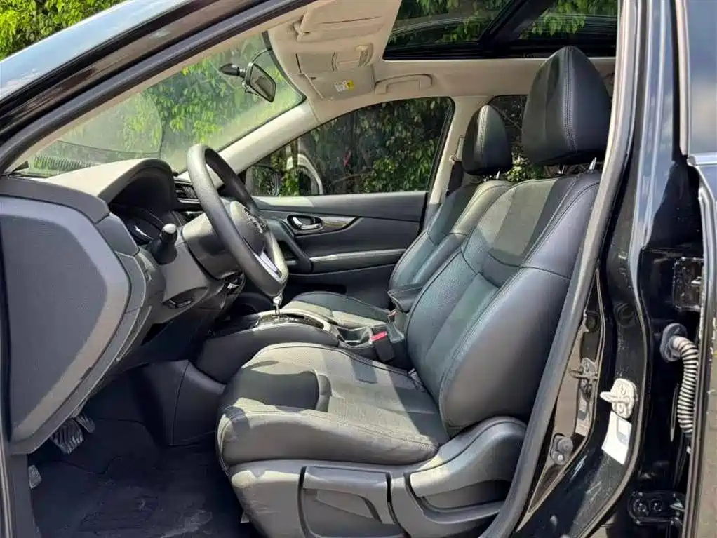 NISSAN X-TRAIL 2017
