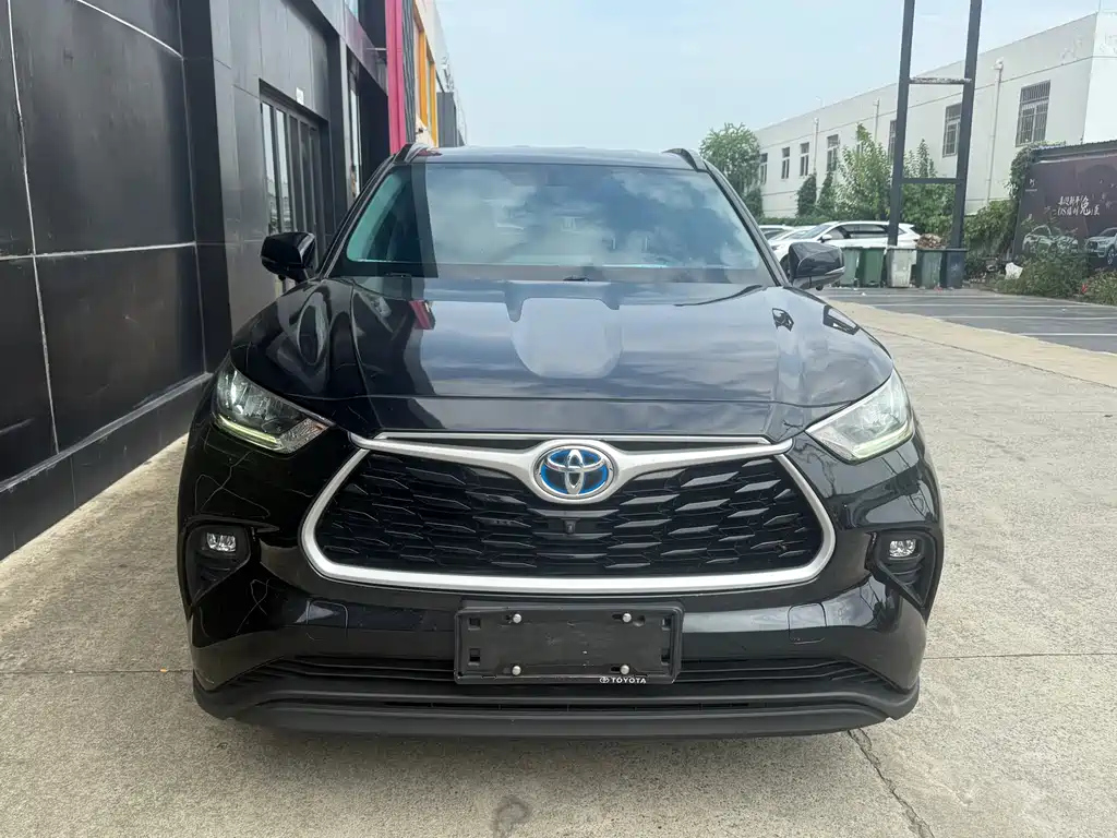 TOYOTA HIGHLANDER 2022