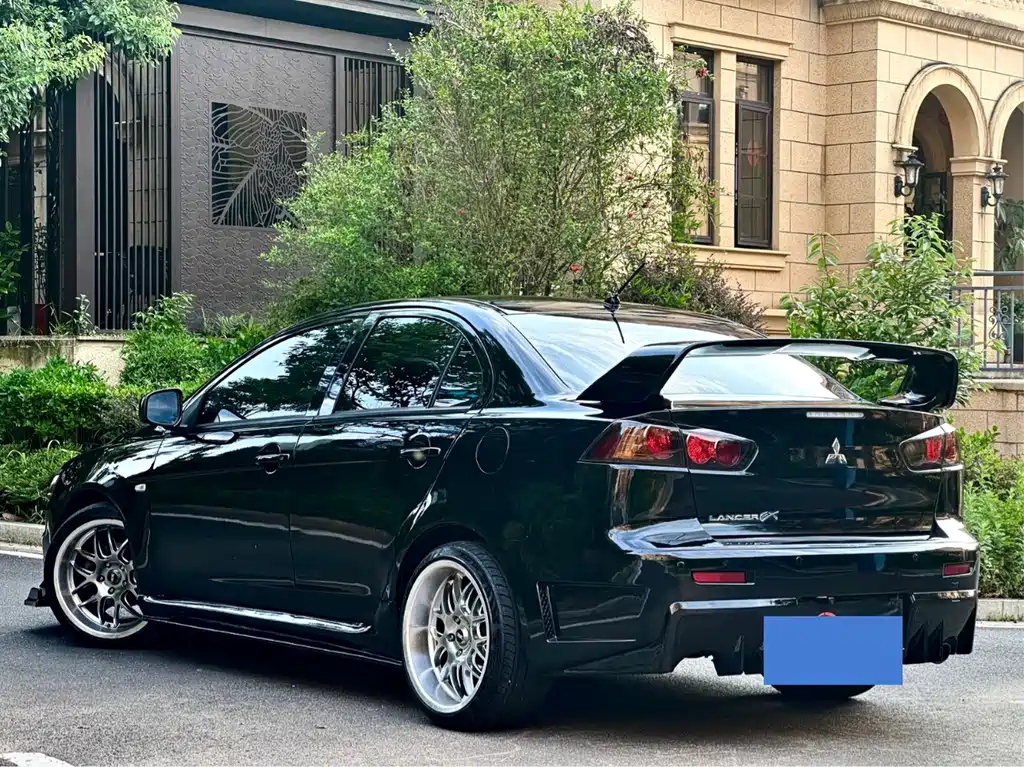 MITSUBISHI LANCER EX 2014