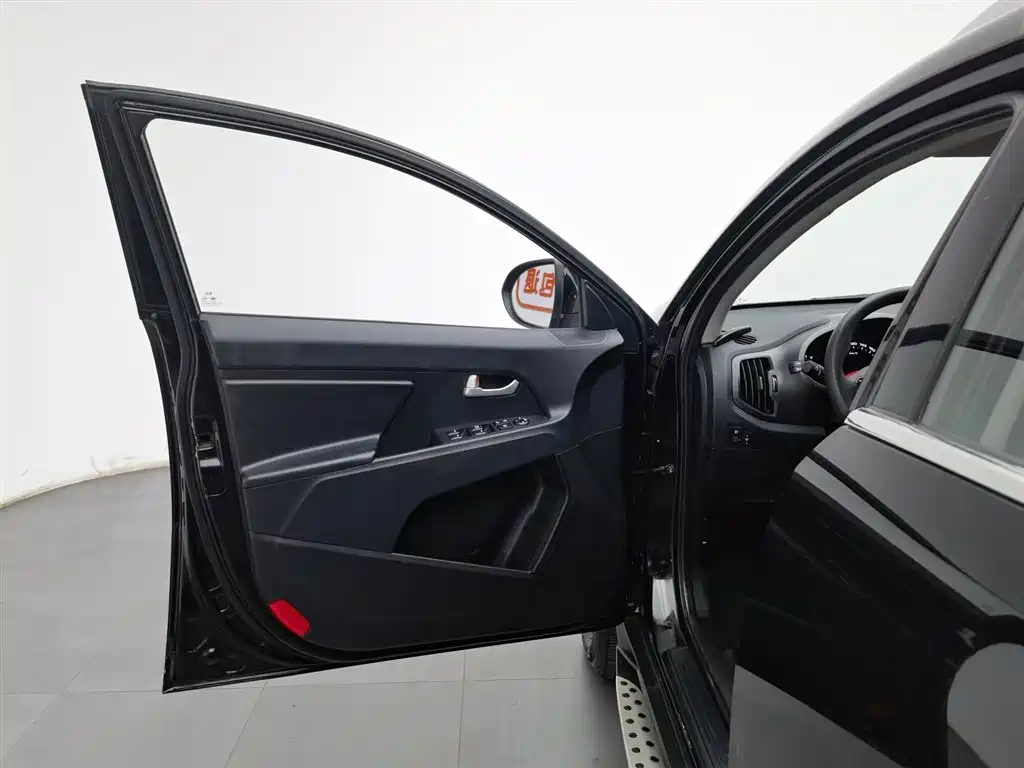 KIA SPORTAGE 2014