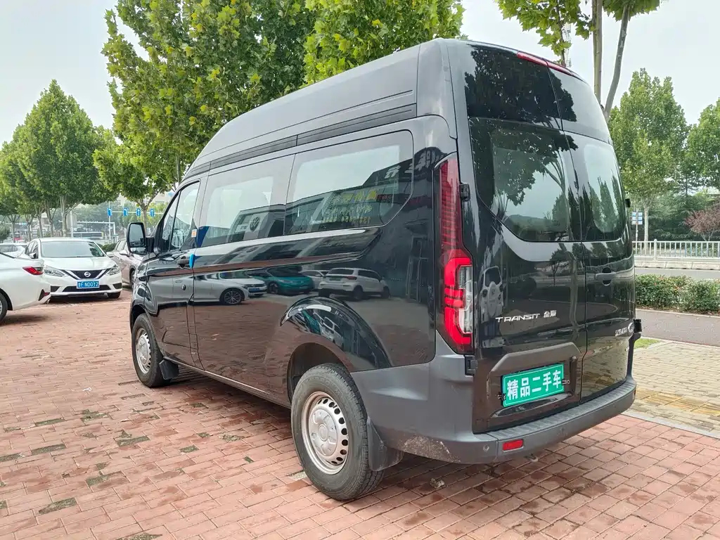 FORD TRANSIT 2023