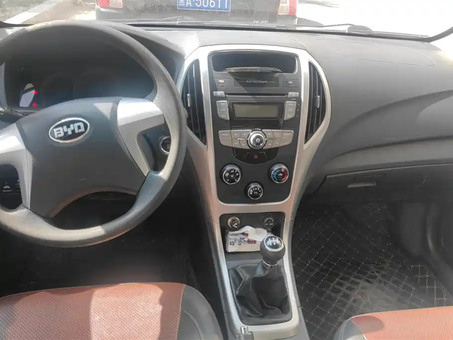BYD F3 2015
