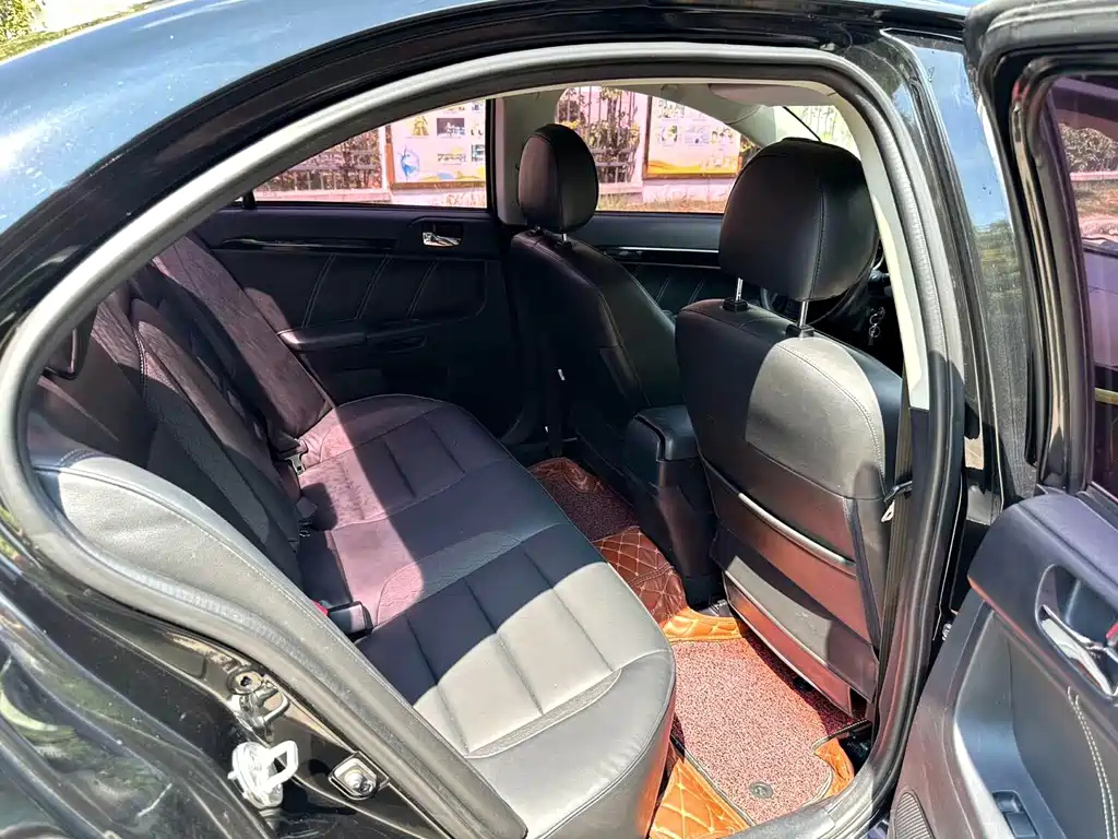 MITSUBISHI LANCER EX 2012