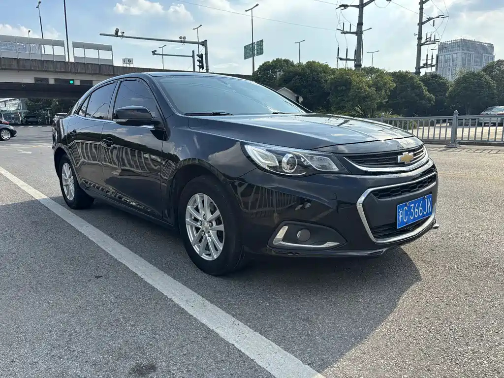 CHEVROLET MALIBU 2018
