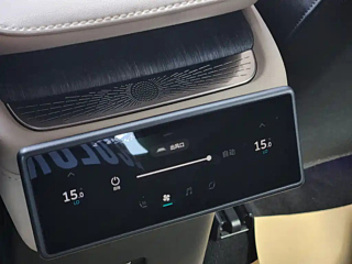 NIO EC7  2024 YEAR 75KWH 2024