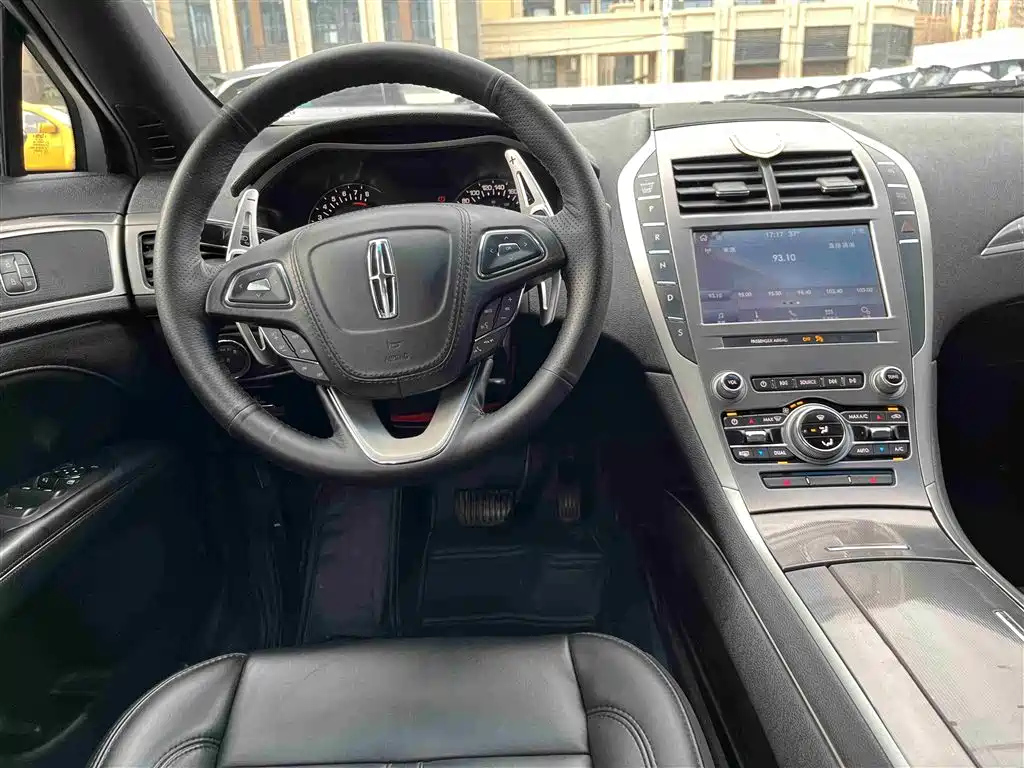 LINCOLN MKZ 2019