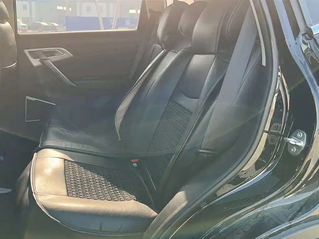 GEELY AUTO BOYUE 2021