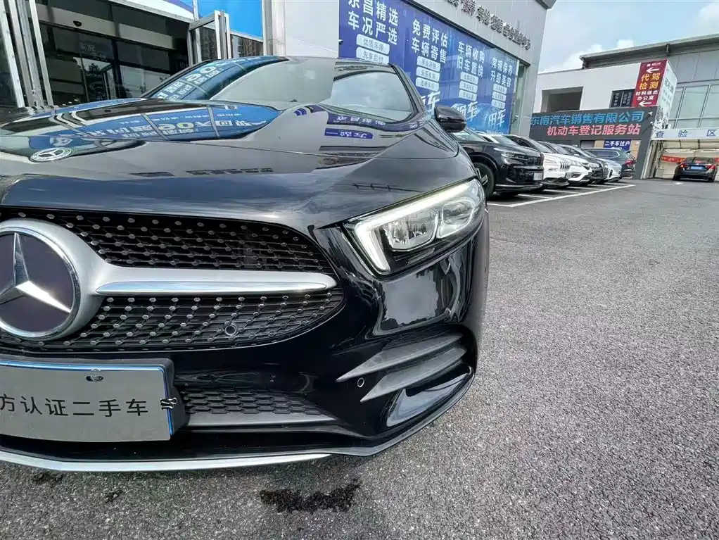 MERCEDES BENZ A-CLASS 2019