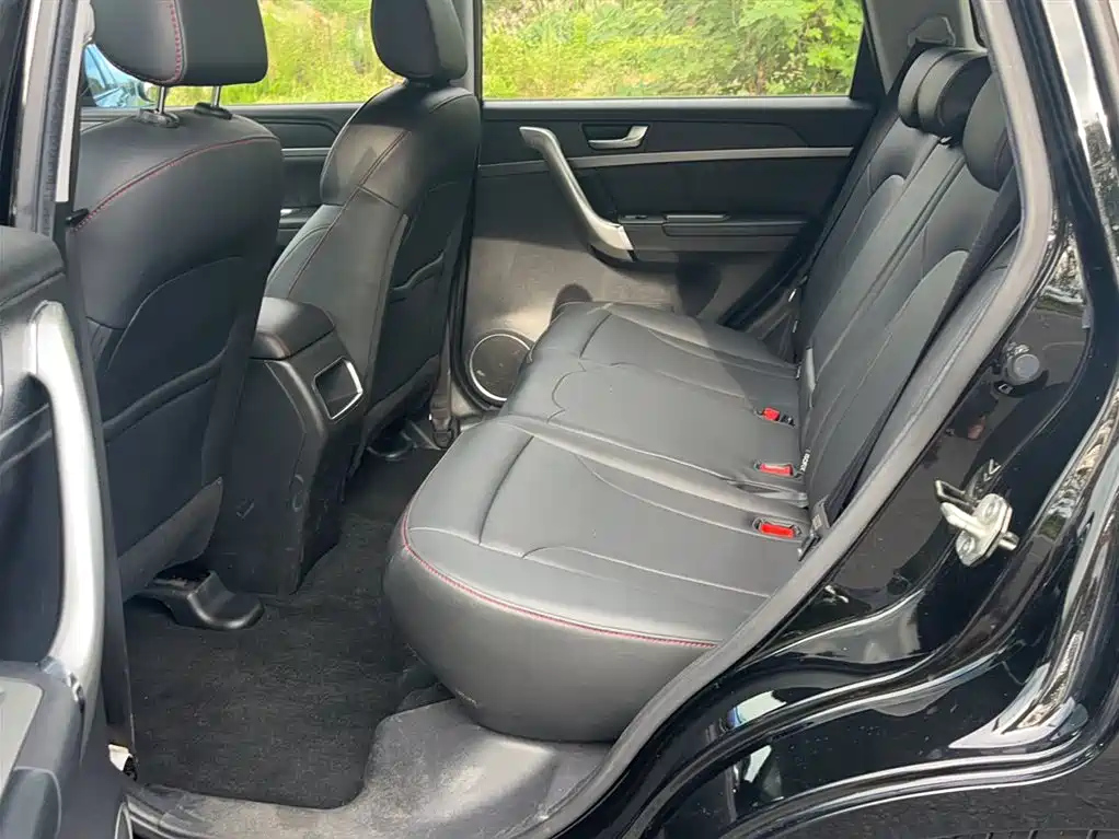 HAVAL M6 2017
