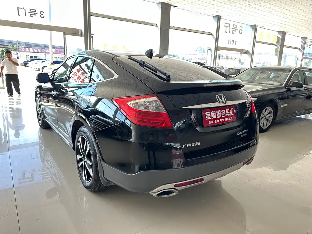 HONDA CROSSTOUR 2016