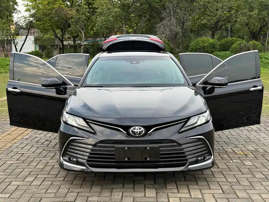 TOYOTA CAMRY 2021