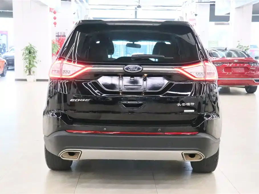 FORD EDGE 2019