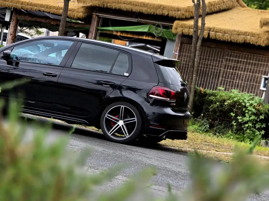 VOLKSWAGEN GOLF GTI 2012