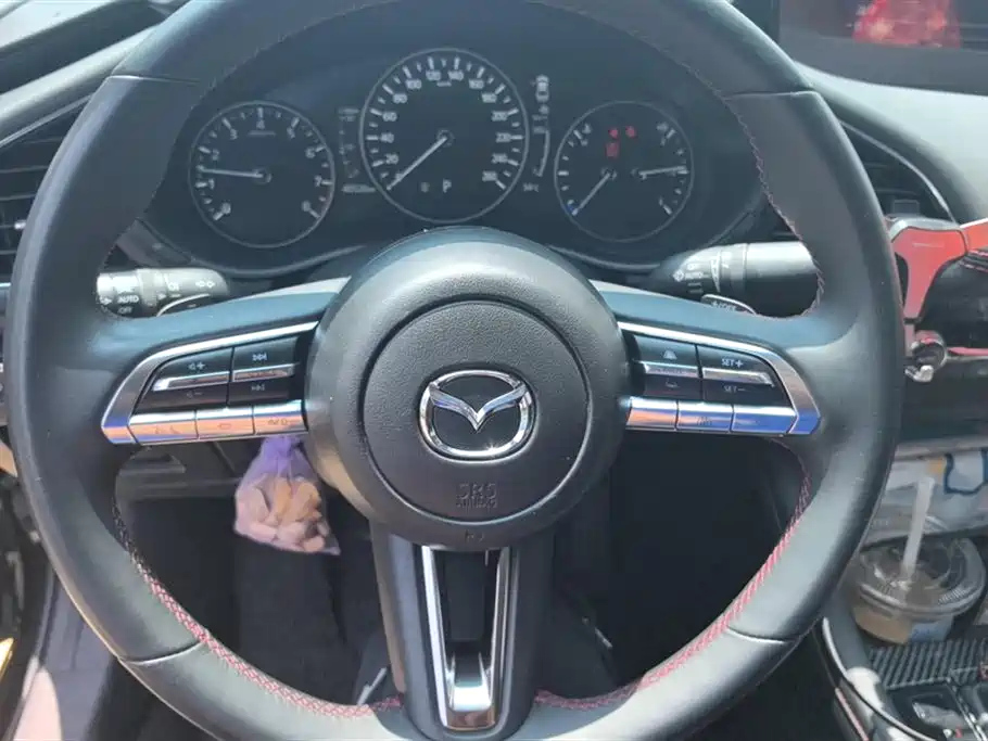MAZDA 3 AXELA 2023
