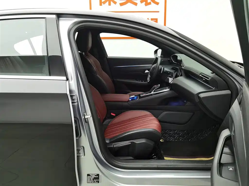 PEUGEOT 508 2021